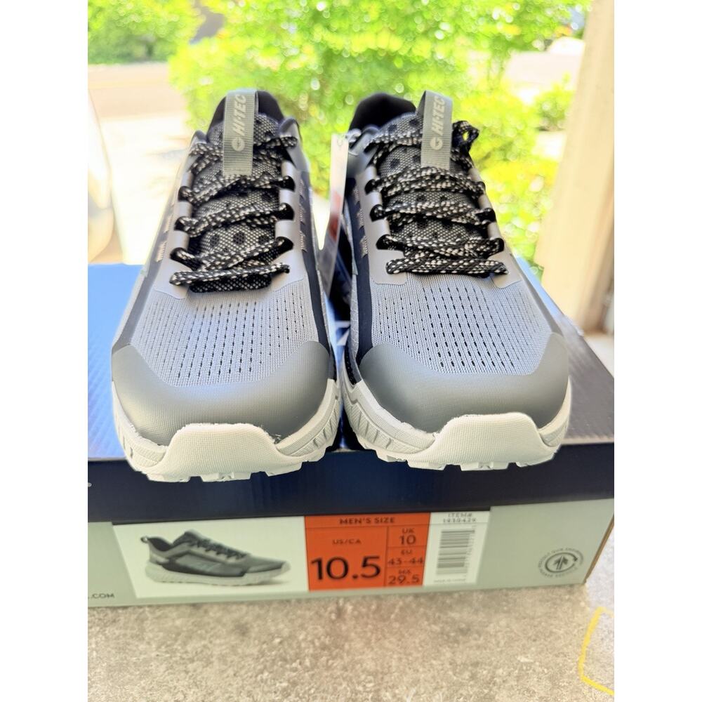 Hi-Tec Men’s Castle Rock Black Microchip Hiking Shoes Sz 10.5